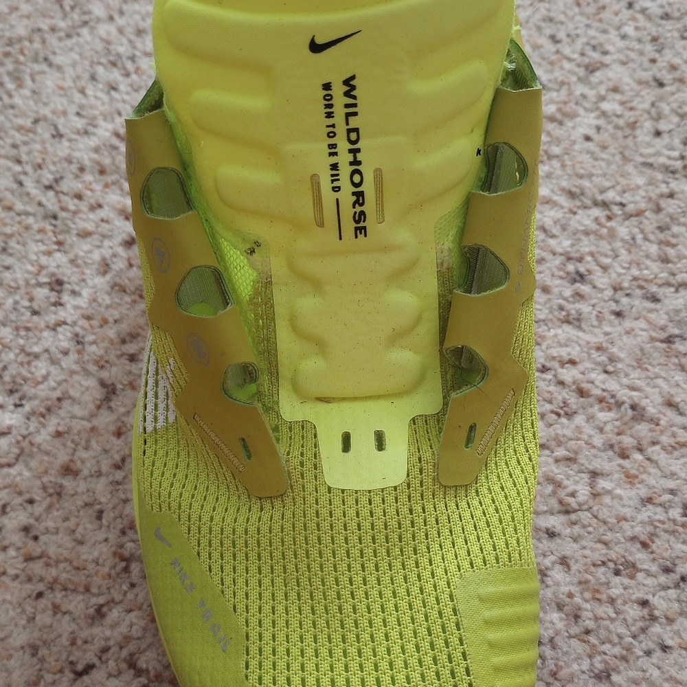 Neon Nike Wild Horse Sneakers Activewear Running Gym Outdoor Size 8 - Picture 9 of 12